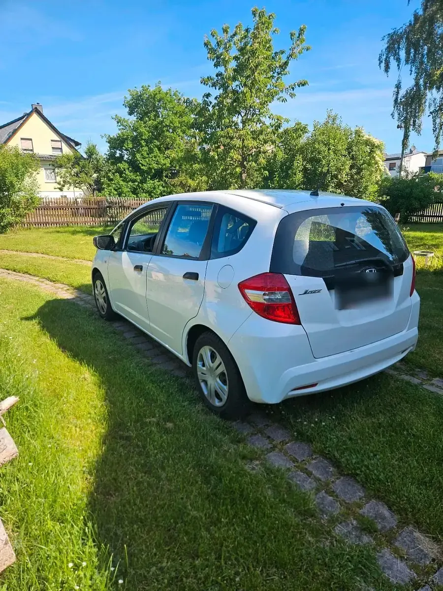 Gebraucht Honda Jazz 90 PS (66 kW) 2014 Weiß Kleinwagen