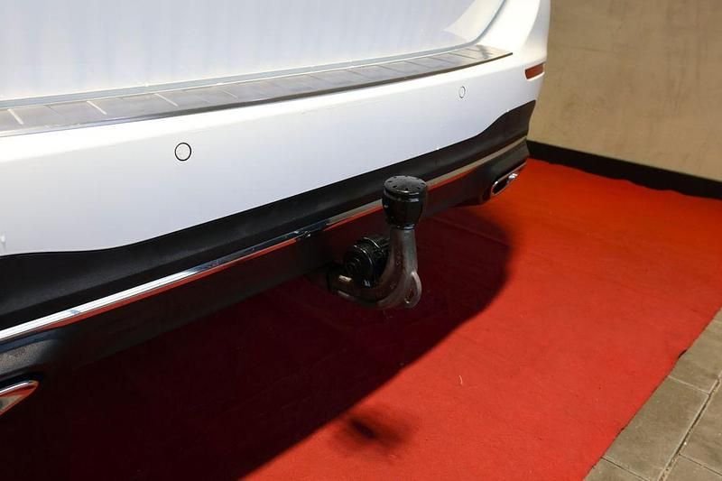 Gebraucht Mercedes B220 AMG 190 PS (139 kW) 2020 Polarweiss Van / Kleinbus