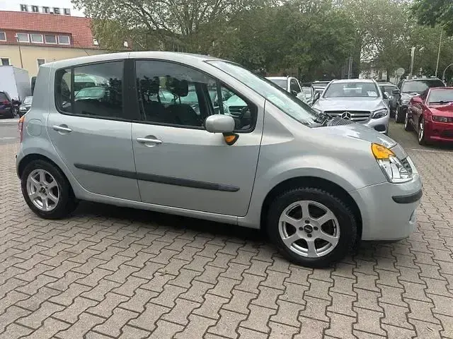 Gebraucht Renault Modus 88 PS (64 kW) 2006 Grau Van / Kleinbus