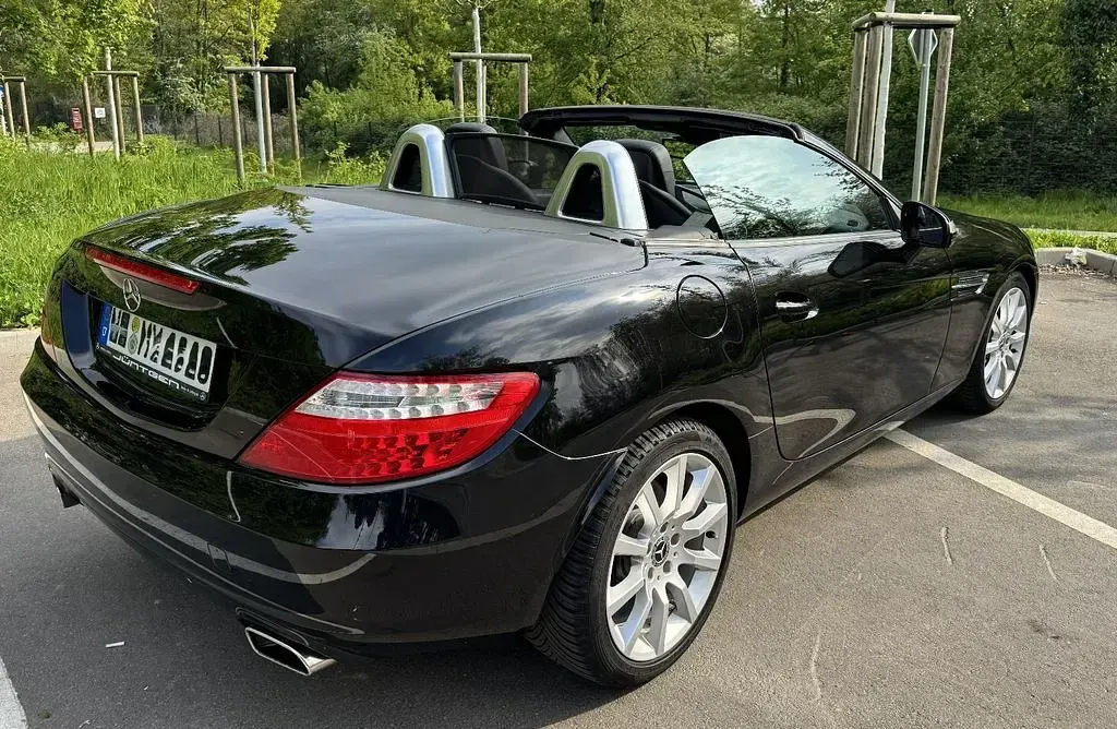 Gebraucht Mercedes SLK200 184 PS (135 kW) 2012 Schwarz Cabrio