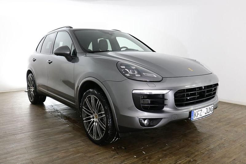 Gebraucht Porsche Cayenne Turbo 385 PS (283 kW) 2016 Grau SUV