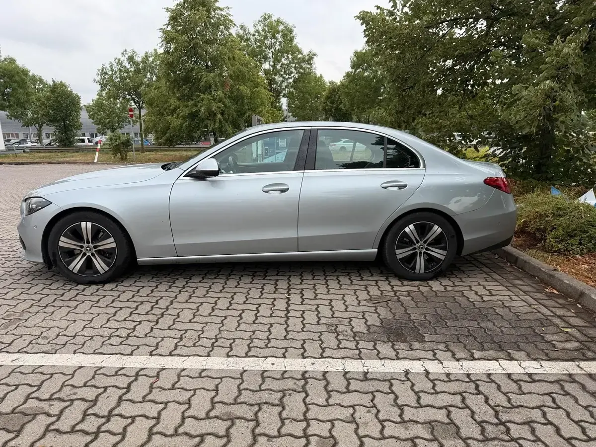 Gebraucht Mercedes C200 205 PS (150 kW) 2022 Grau Limousine