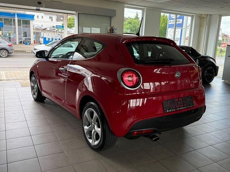 Gebraucht Alfa Romeo MiTo Super 105 PS (77 kW) 2018 Rot Kleinwagen
