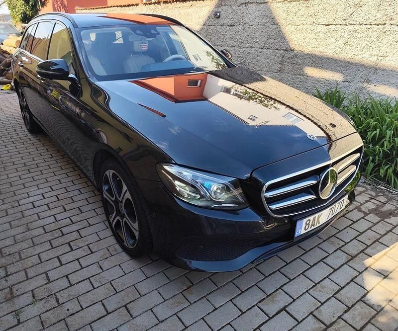 Gebraucht Mercedes E350 258 PS (189 kW) 2018 Schwarz Limousine