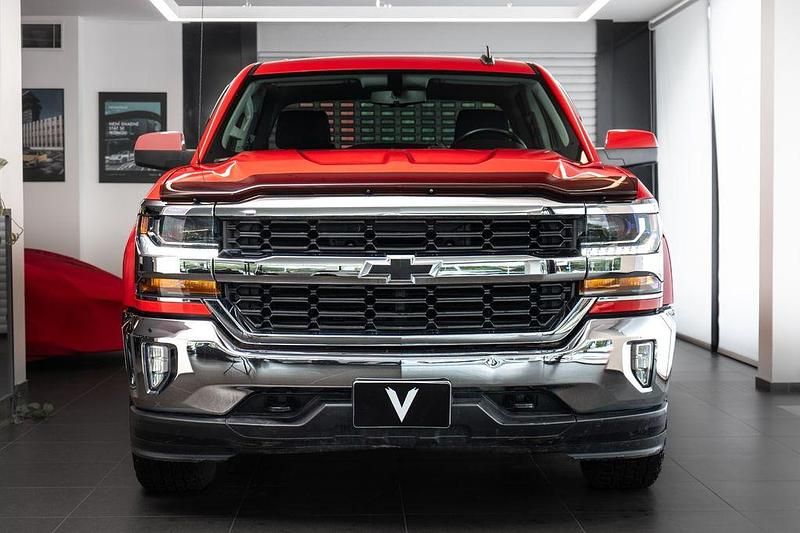 Gebraucht Chevrolet Silverado 359 PS (264 kW) 2017 Rot SUV