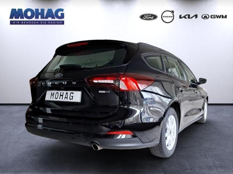 Gebraucht Ford Focus Cool & Connect 125 PS (91 kW) 2022 Schwarz Kombi