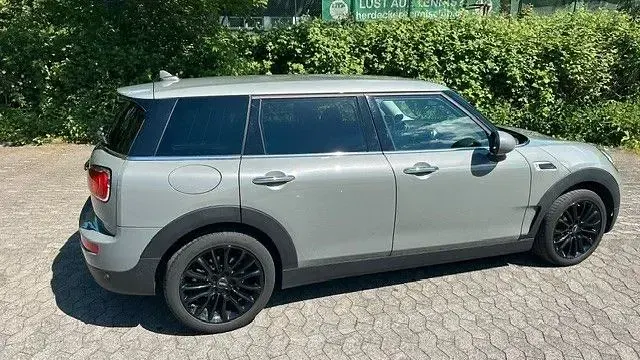 Gebraucht Mini One Clubman Pepper 102 PS (75 kW) 2018 Grau Kombi