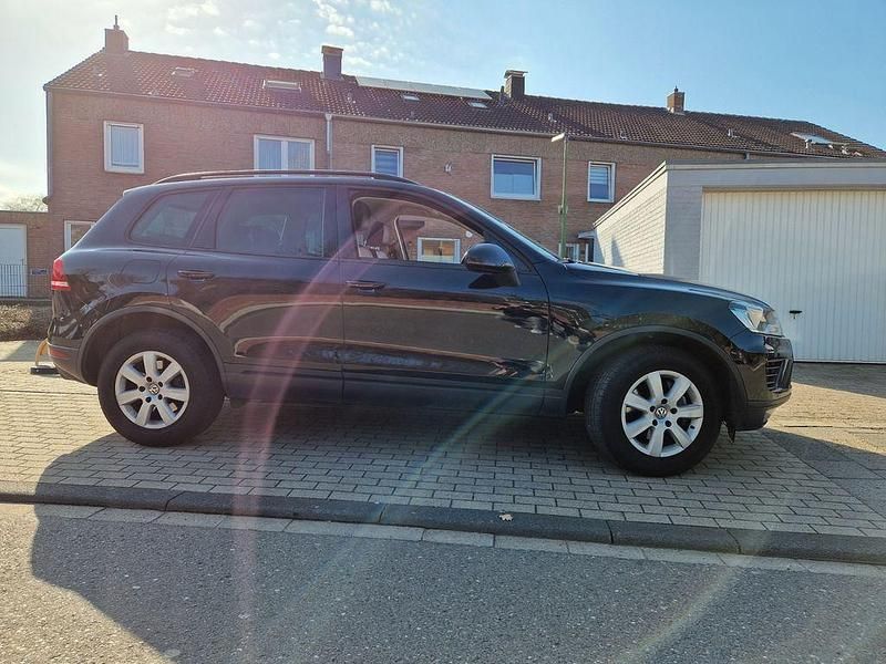 Gebraucht VW Touareg 204 PS (150 kW) 2015 Schwarz SUV
