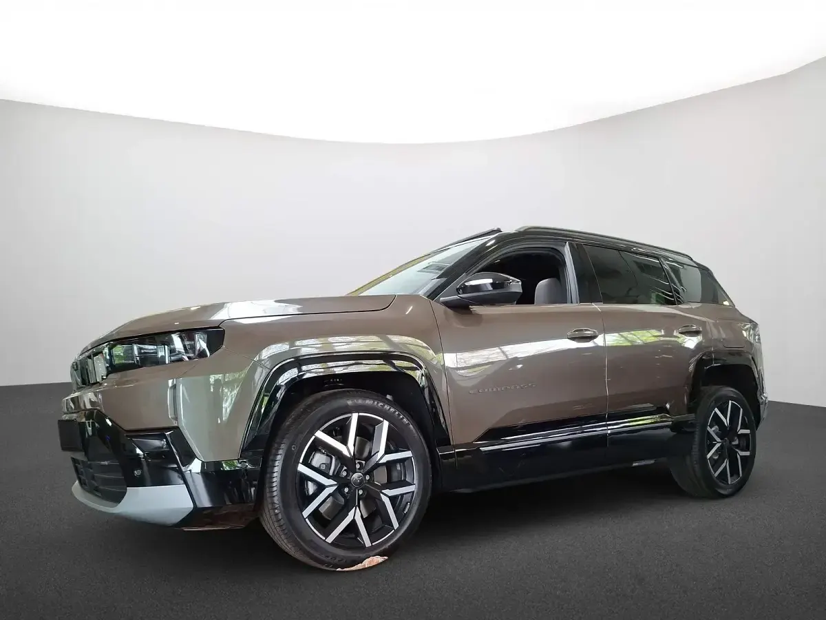 Second-hand Jeep Compass 156 kW (213 CP) 2026 Verde SUV
