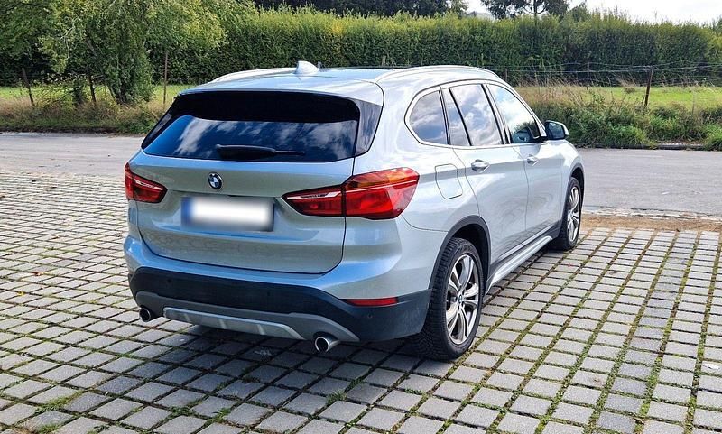 Gebraucht BMW X1 Sport Line 190 PS (139 kW) 2018 Silber SUV