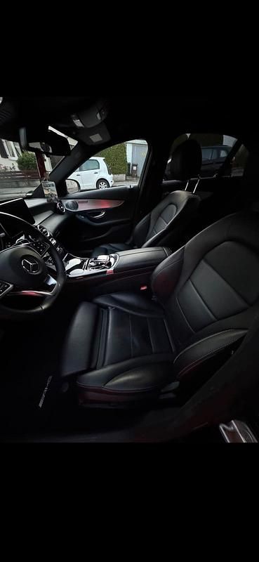 Gebraucht Mercedes C300 245 PS (180 kW) 2015 Schwarz Limousine