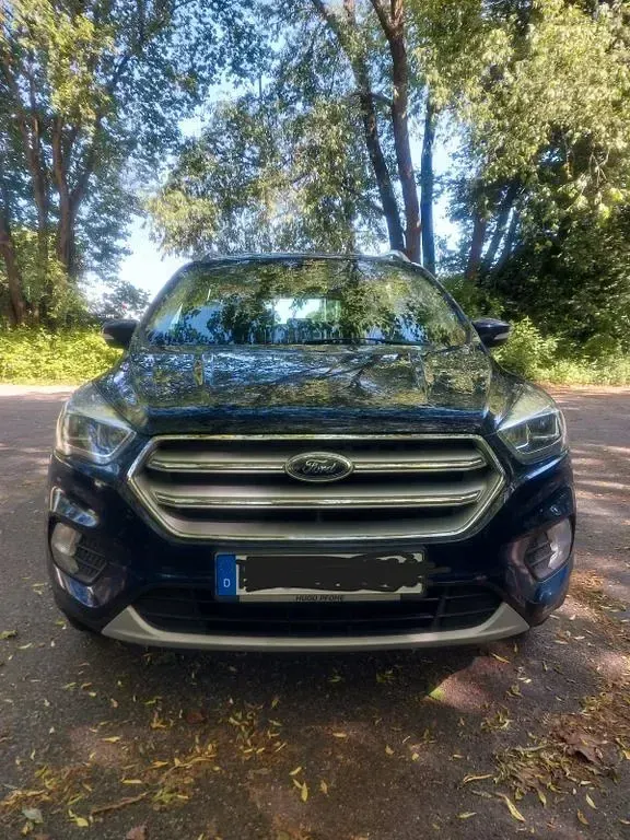 Gebraucht Ford Kuga Cool & Connect 150 PS (110 kW) 2018 Blau SUV
