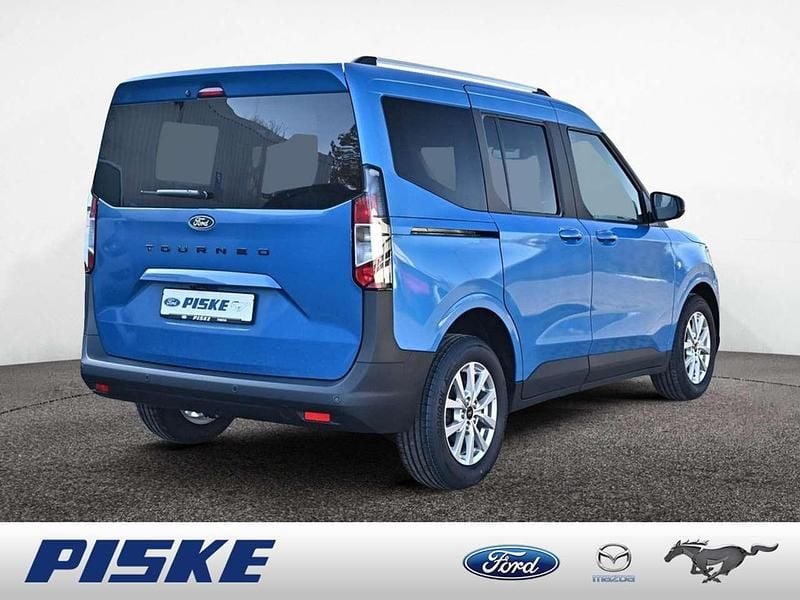 Neu Ford Tourneo Titanium 125 PS (91 kW) 2026 Digital aqua blue Kombi