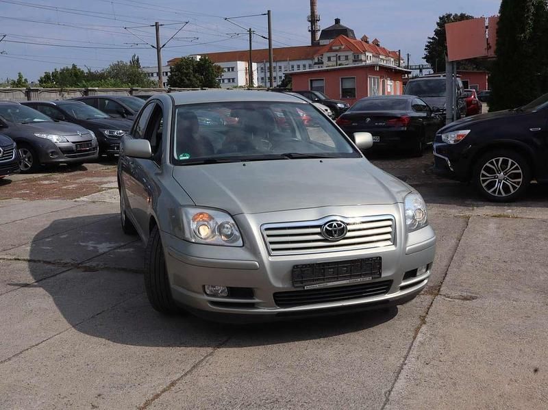 Silber Gebraucht 2005 Toyota Avensis Sol Limousine | 1.800 € (Guter Preis) - Bild 1/4