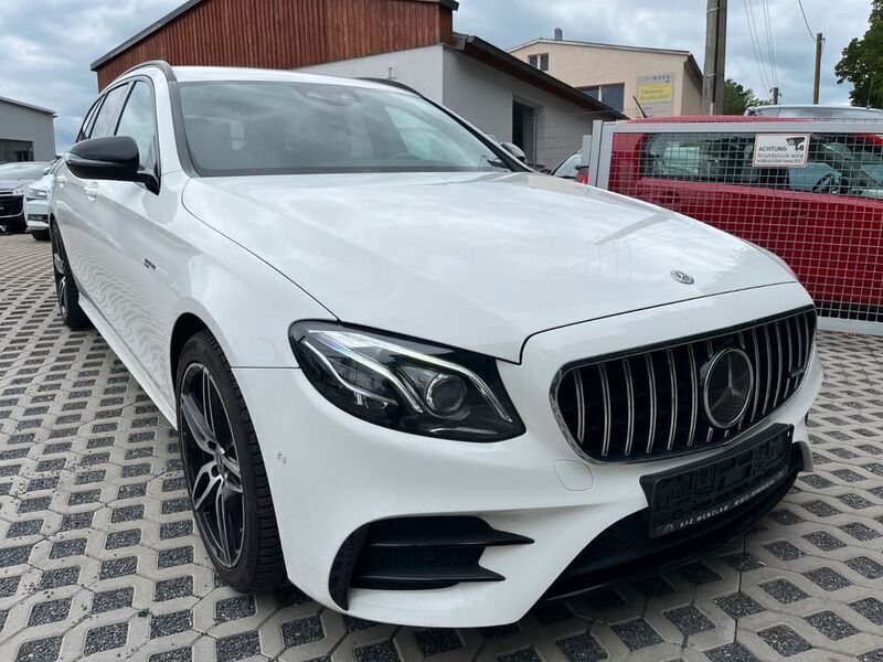Weiß Gebraucht 2018 Mercedes E43 AMG AMG Limousine | 26.900 € - Bild 1/4
