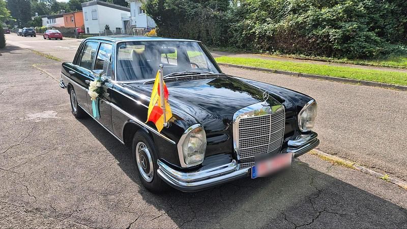 Weiß Gebraucht 1971 Mercedes W108 Limousine | 109.108 € - Bild 1/4