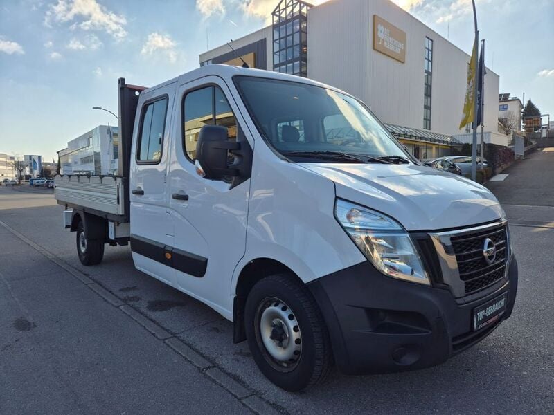 Weiß Gebraucht 2021 Nissan NV400 Van | 17.990 € (Guter Preis) - Bild 1/4