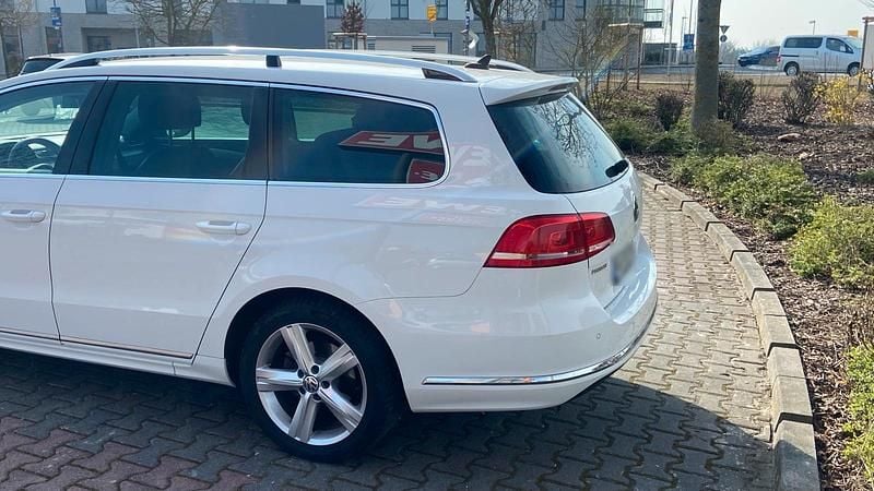 Gebraucht VW Passat R-line 150 PS (110 kW) 2014 Weiß Kombi