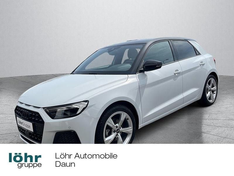 Gletscherweiß metallic Gebraucht 2024 Audi A1 Sportback Advanced Kleinwagen | 22.980 € (Guter Preis) - Bild 1/4