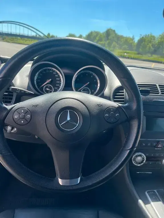 Gebraucht Mercedes SLK280 231 PS (169 kW) 2009 Silber Cabrio