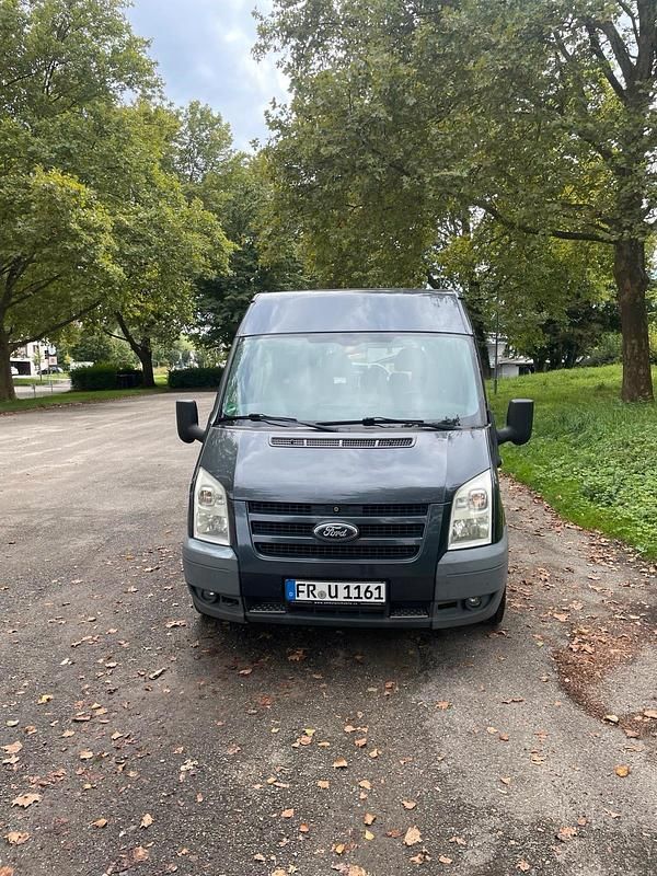 Grau Gebraucht 2011 Ford Transit Kombi | 5.900 € - Bild 1/4