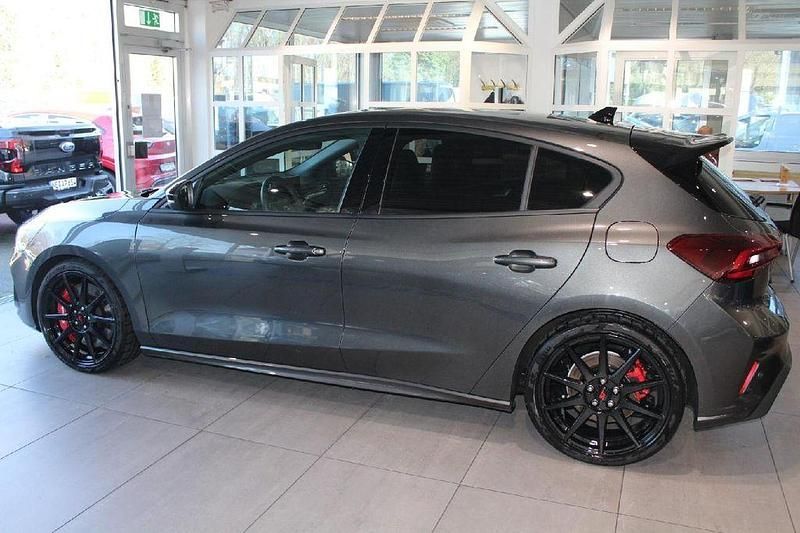 Gebraucht Ford Focus ST 280 PS (205 kW) 2025 Grau Limousine