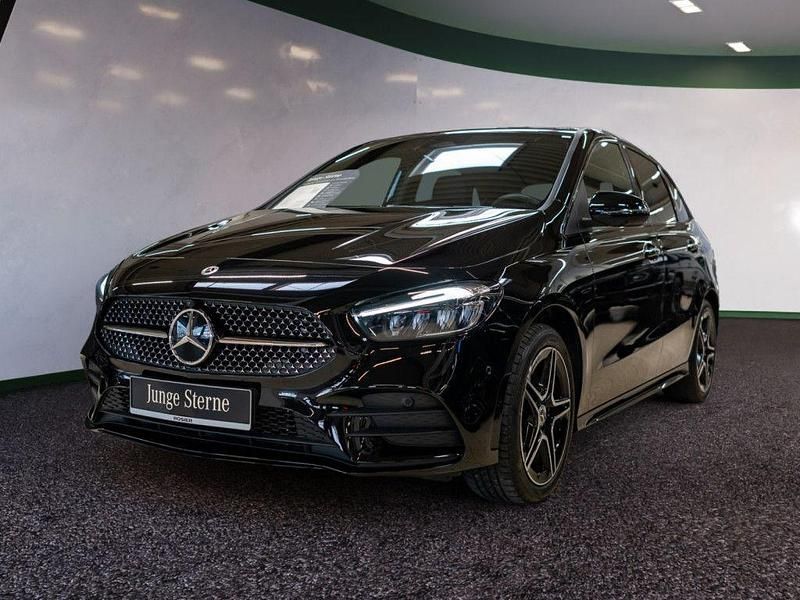 Gebraucht Mercedes B250e Advanced Plus 163 PS (119 kW) 2025 Schwarz / kosmosschwarz Van / Kleinbus