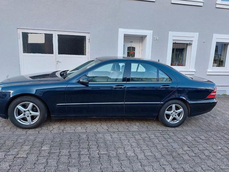 Gebraucht Mercedes S320 197 PS (144 kW) 2001 Blau Limousine