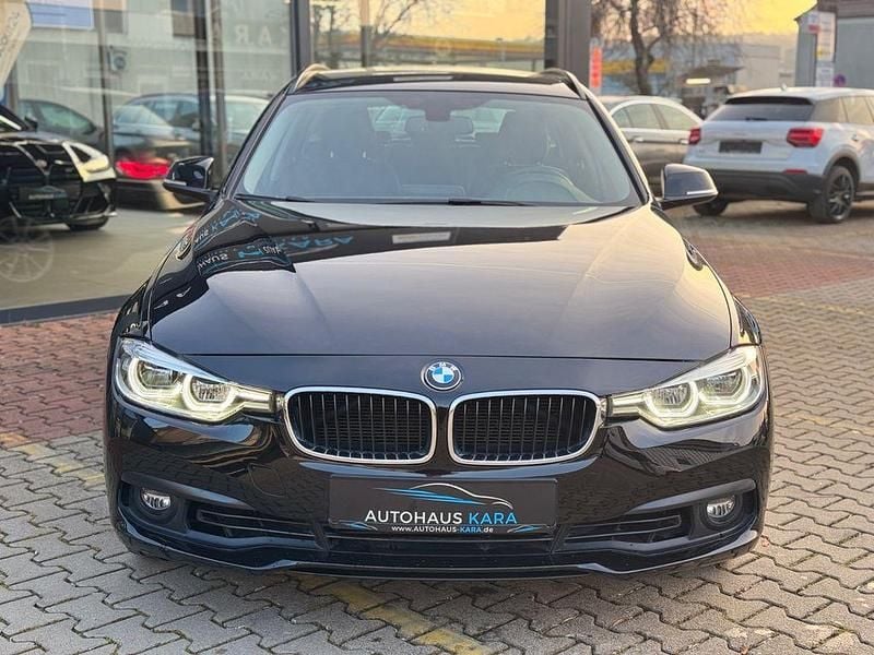 Gebraucht BMW 318 136 PS (100 kW) 2019 Schwarz Kombi