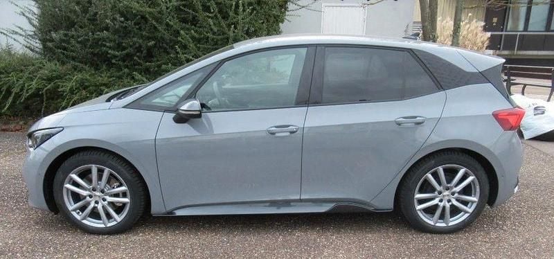 Usata Cupra Born 169 kW (231 CV) 2023 Grigio Utilitaria