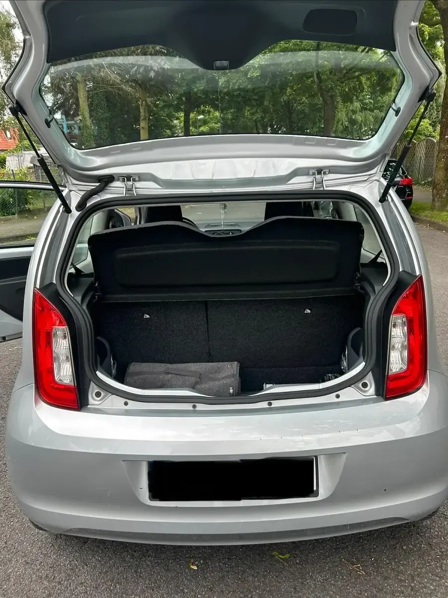 Gebraucht Skoda Citigo 60 PS (44 kW) 2012 Silber Kleinwagen