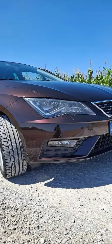 Gebraucht Seat Leon 125 PS (91 kW) 2017 Violett Limousine