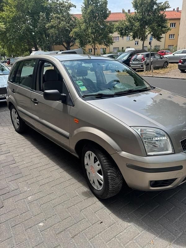 Andere außenfarben Gebraucht 2003 Ford Fusion Kleinwagen | 3.250 € (Etwas zu teuer) - Bild 1/4