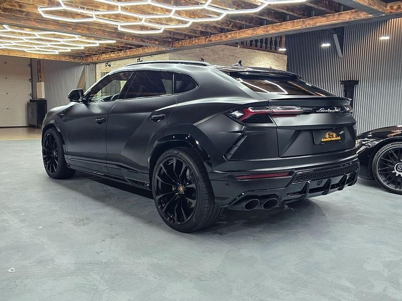 Gebraucht Lamborghini Urus 650 PS (478 kW) 2023 Schwarz SUV