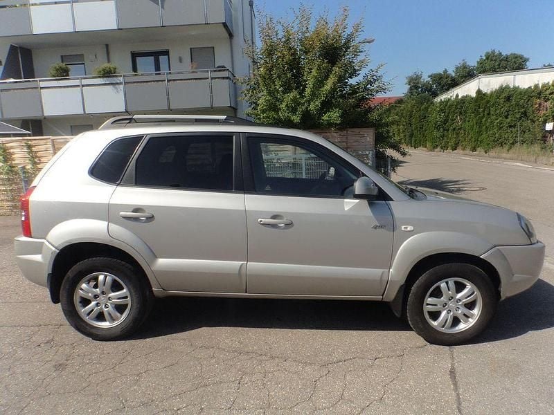 Gebraucht Hyundai Tucson GLS 141 PS (103 kW) 2008 Grau SUV