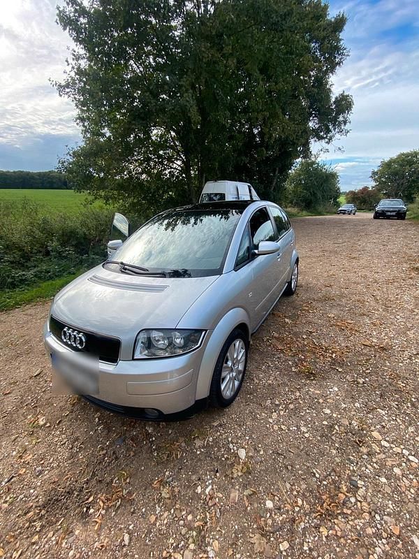 Silber Gebraucht 2002 Audi A2 Kleinwagen | 3.250 € (Fairer Preis) - Bild 1/4