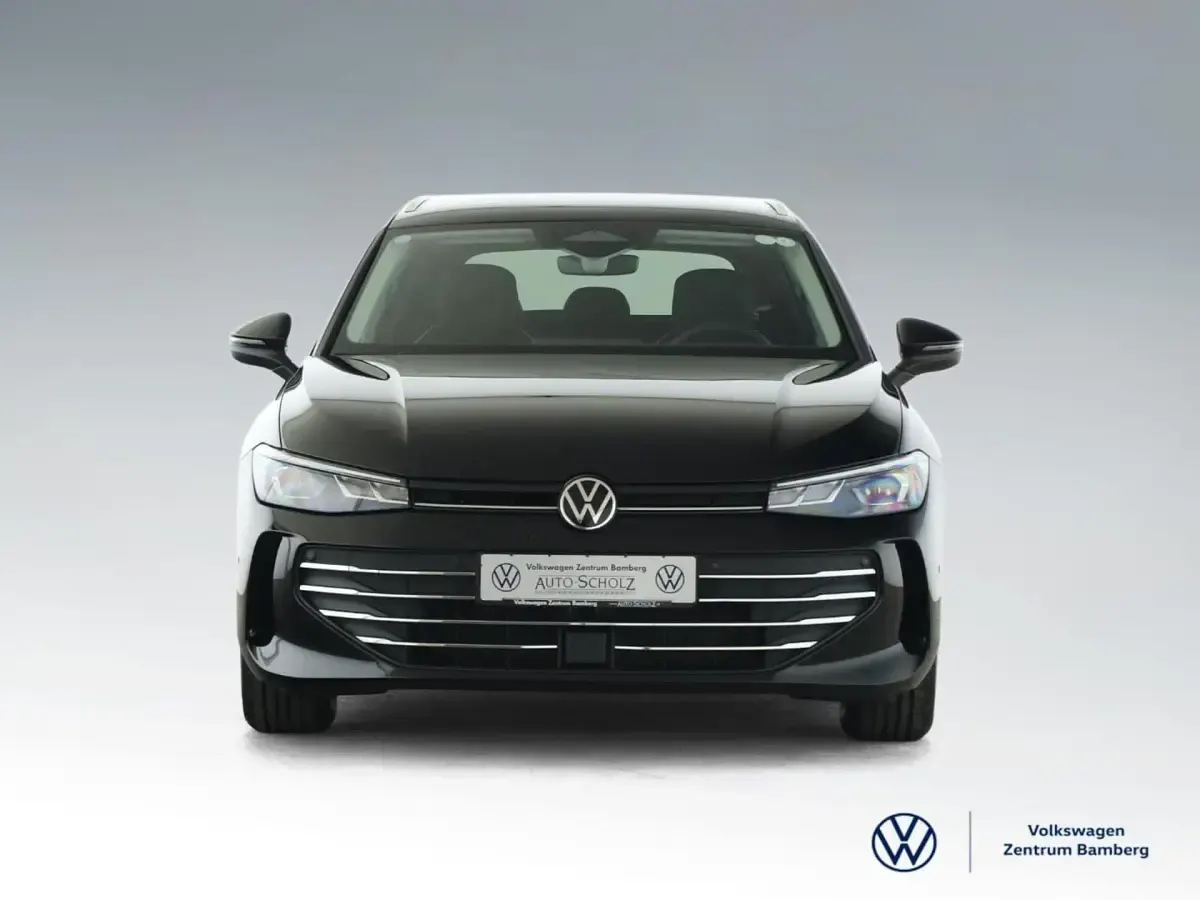 Gebraucht VW Passat Business 150 PS (110 kW) 2025 Schwarz Kombi