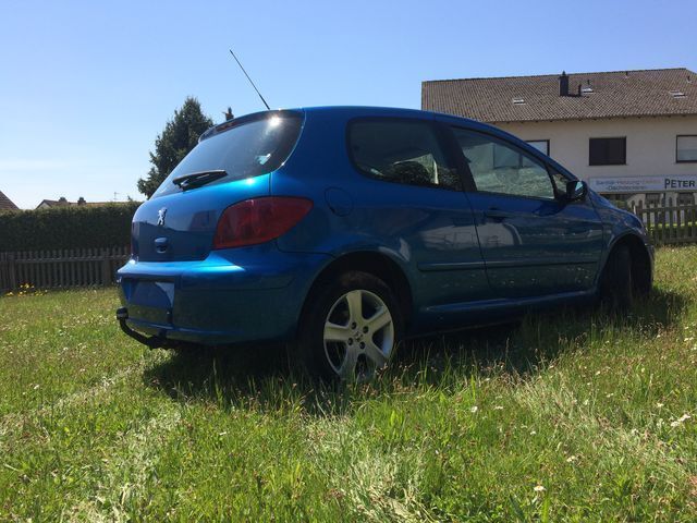 Gebraucht Peugeot 307 136 PS (100 kW) 2003 Blau metallic Limousine