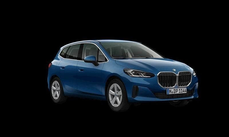 Phytonicblau Gebraucht 2024 BMW 216 Active Tourer Van / Kleinbus | 24.990 € (Guter Preis) - Bild 1/4