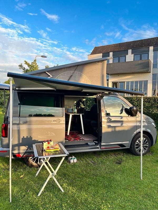 Gebraucht VW California Edition 150 PS (110 kW) 2020 Grau Van