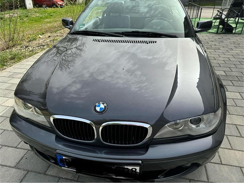 Gebraucht BMW 318 Cabriolet 150 PS (110 kW) 2006 Grau Cabrio