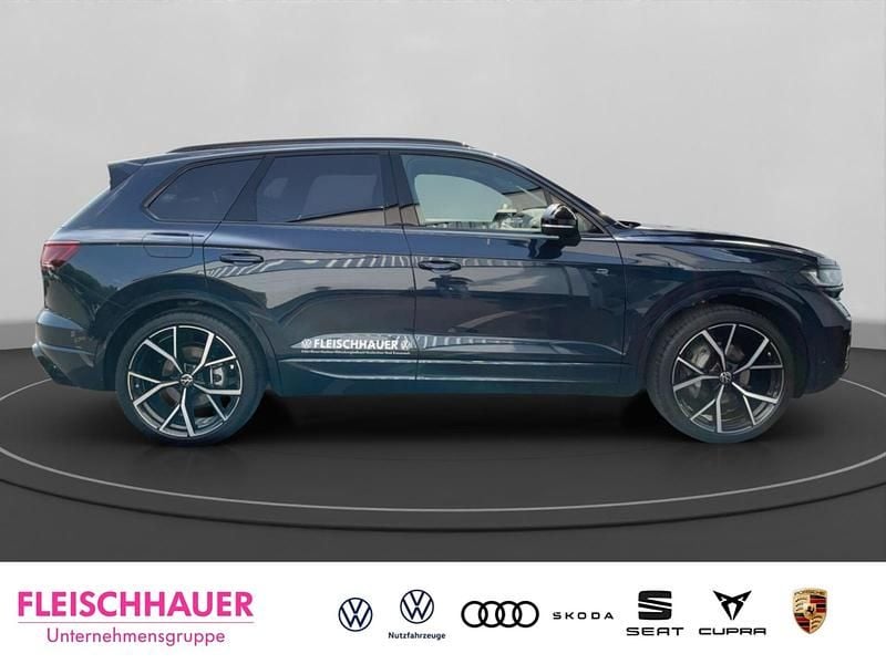 Second-hand VW Touareg R-line 286 CP (210 kW) 2025 SUV