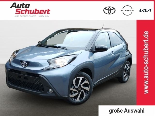 1k3)/ black mica (209) (grau Neu 2025 Toyota Aygo Kleinwagen | 17.480 € - Bild 1/3