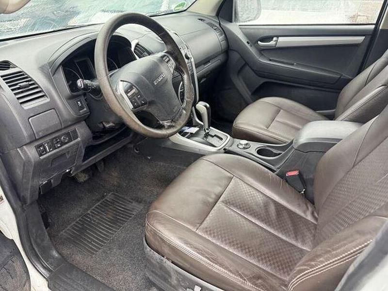 Gebraucht Isuzu D-Max 163 PS (119 kW) 2012 Weiß Abholung