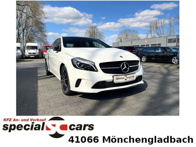 Weiß metallic Gebraucht 2017 Mercedes A220 AMG Limousine | 17.900 € (Etwas zu teuer) - Bild 1/4
