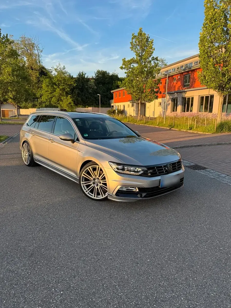 Gebraucht VW Passat 239 PS (175 kW) 2016 Silber Kombi