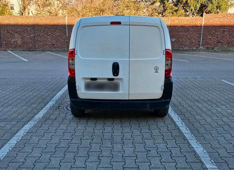Gebraucht Peugeot Bipper 75 PS (55 kW) 2009 Weiß Van / Kleinbus