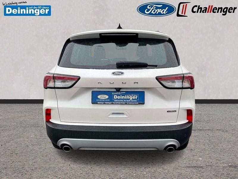 Gebraucht Ford Kuga Titanium 224 PS (164 kW) 2022 Arktisweiß SUV