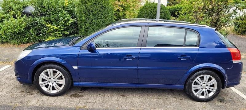 Blau Gebraucht 2006 Opel Signum Kombi | 2.500 € (Fairer Preis) - Bild 1/4