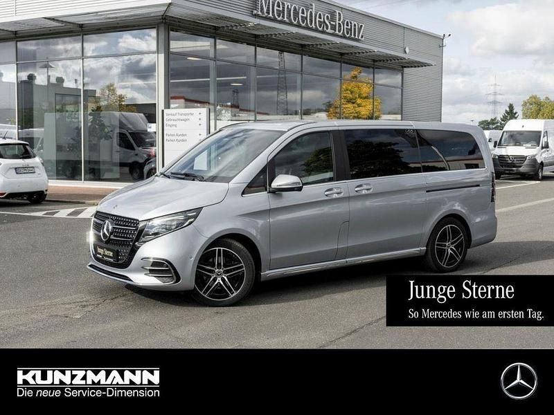 Hightechsilber metallic metallic Gebraucht 2024 Mercedes V300 Exclusive Van / Kleinbus | 83.950 € - Bild 1/4